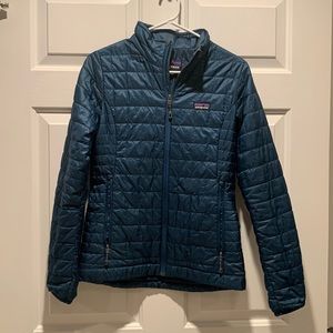Patagonia teal women’s nanopuff jacket, XS